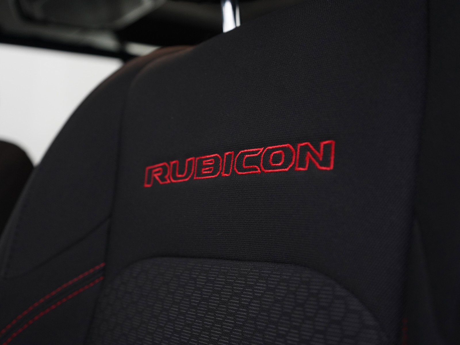 Used 2019 Jeep Wrangler Unlimited Rubicon AWD/4WD image 24
