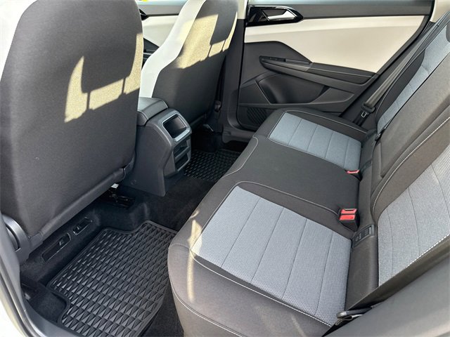 Used 2025 Volkswagen Taos S image 29