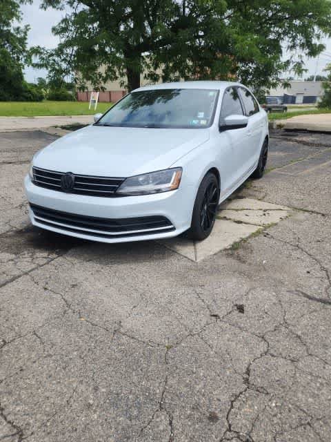 Used 2017 Volkswagen Jetta S w/ Jetta S Cold Weather Package FWD image 30