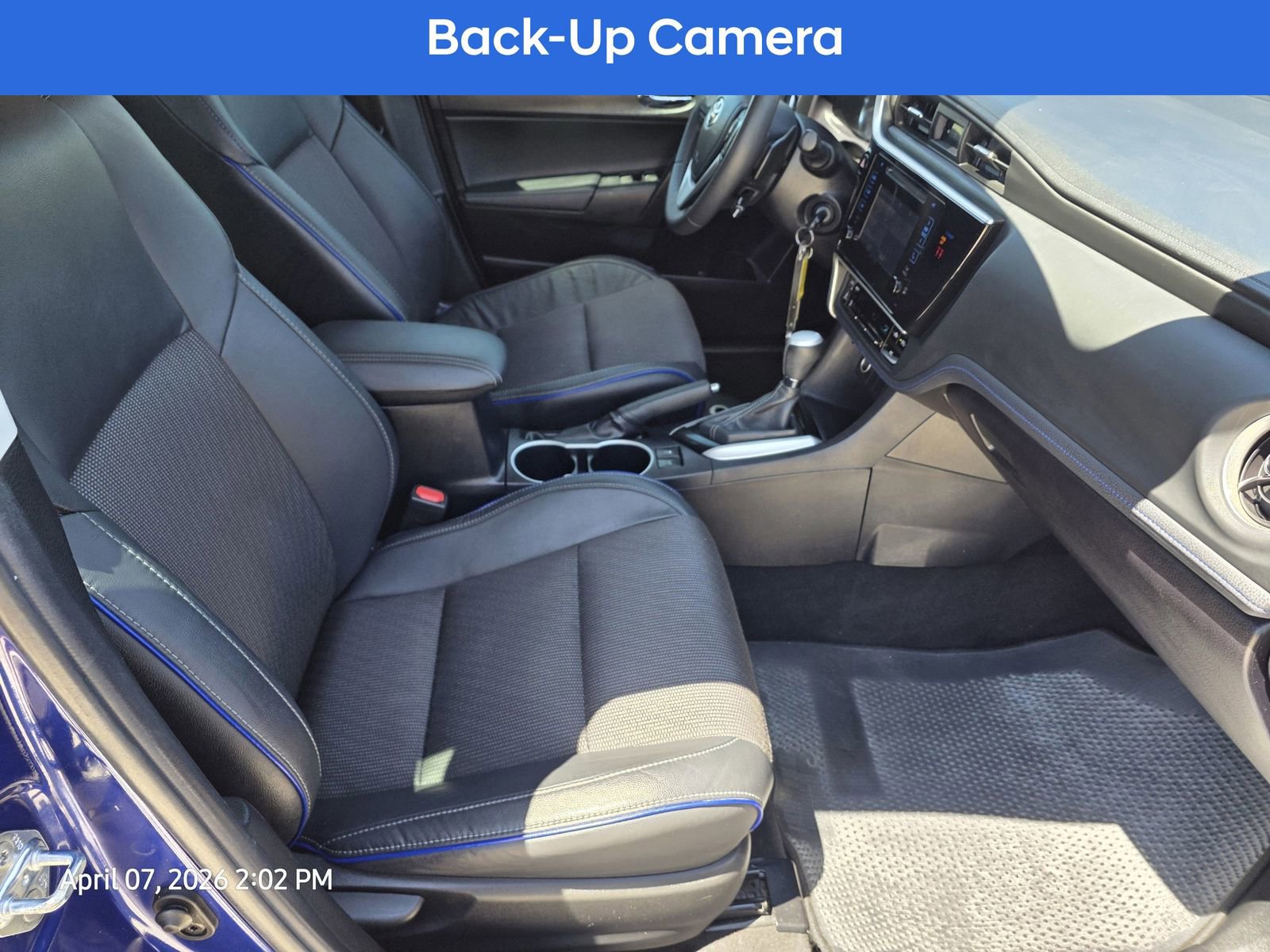 Used 2019 Toyota Corolla SE w/ Carpet Mat Package (TMS) FWD image 15