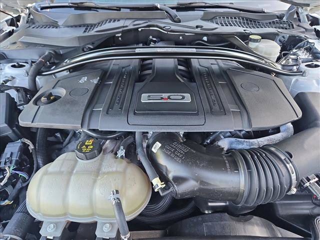 Used 2022 Ford Mustang GT Premium w/ Equipment Group 401A RWD image 22