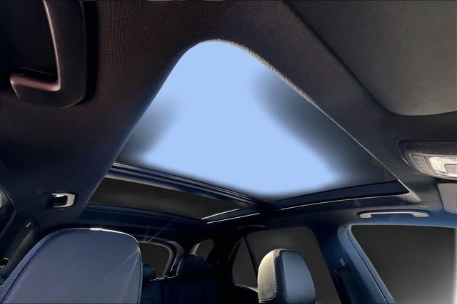 Used 2024 Mercedes-Benz GLE 350 GLE 350 w/ 3rd Row Seat Package image 13