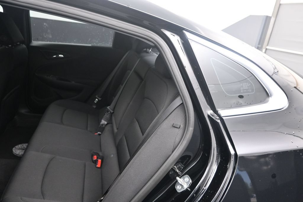Used 2023 Chevrolet Malibu LT FWD image 16