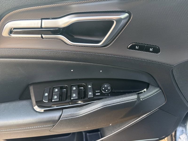 Used 2023 Kia Sportage SX Prestige image 23