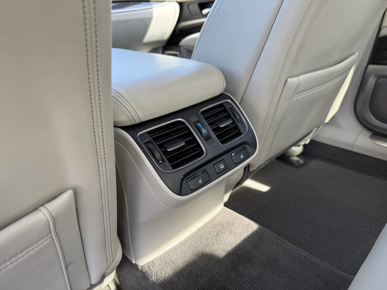 Used 2014 Acura RLX w/ Advance Package FWD image 19