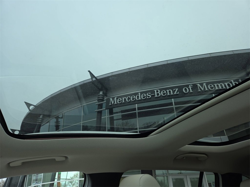 Used 2022 Mercedes-Benz GLB 250 image 26