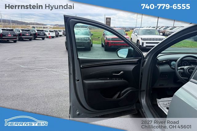 Used 2023 Hyundai Santa Cruz SEL w/ Activity Package image 13