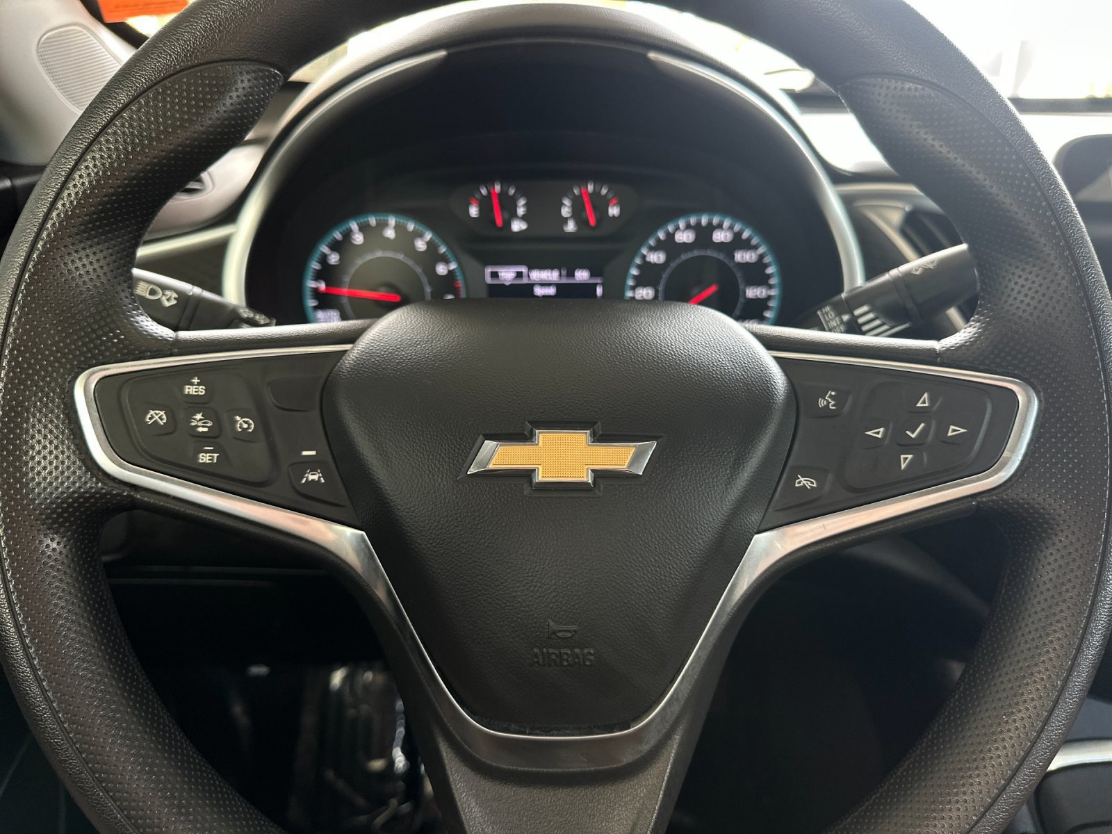 Used 2025 Chevrolet Malibu LT FWD image 20