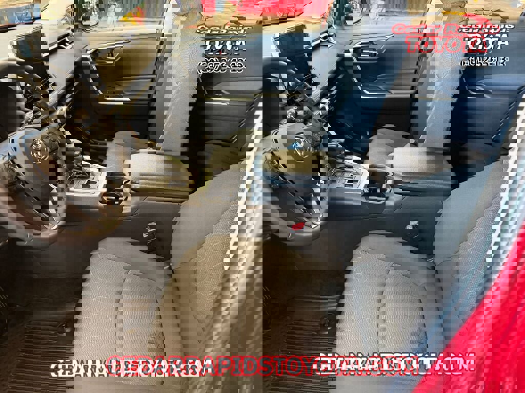 Used 2023 Toyota RAV4 XLE image 8