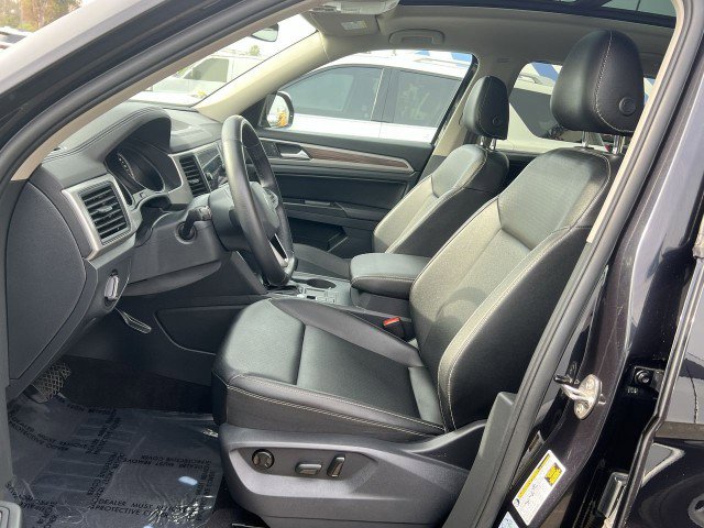 Used 2021 Volkswagen Atlas SE w/ Panoramic Sunroof Package image 19