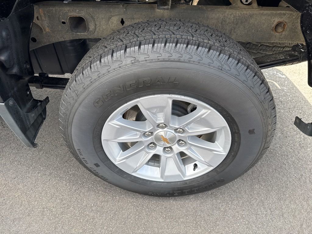 Used 2025 Chevrolet Silverado 1500 LT image 11