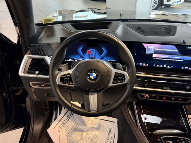 Used 2024 BMW X7 xDrive40i w/ Executive Package AWD/4WD image 14