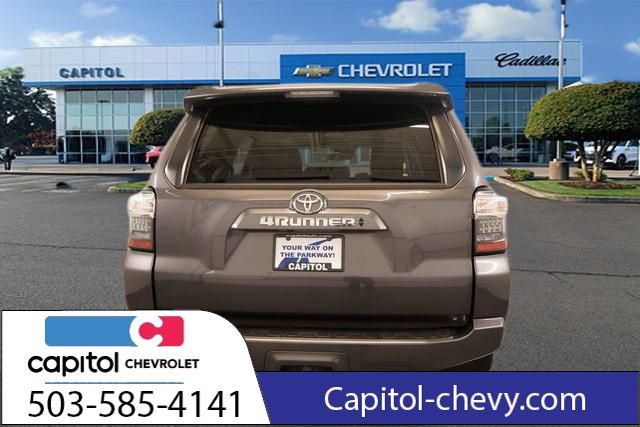 Used 2021 Toyota 4Runner SR5 Premium w/ Moonroof Package AWD/4WD image 4