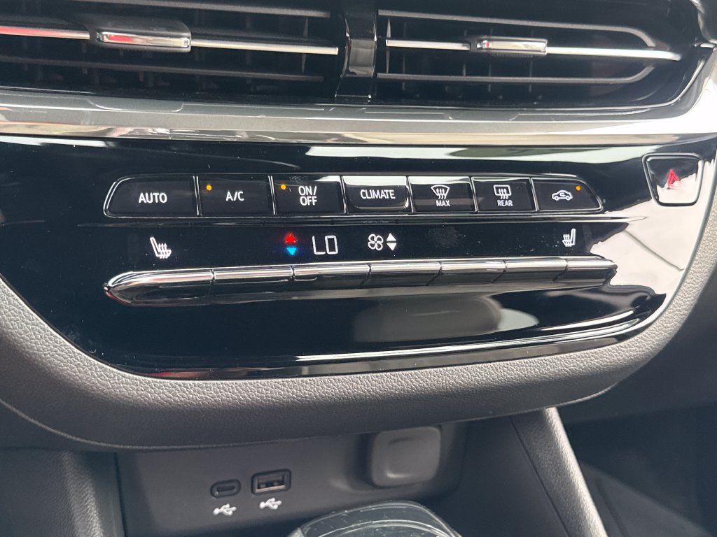 New 2026 Buick Envista Sport Touring FWD image 19