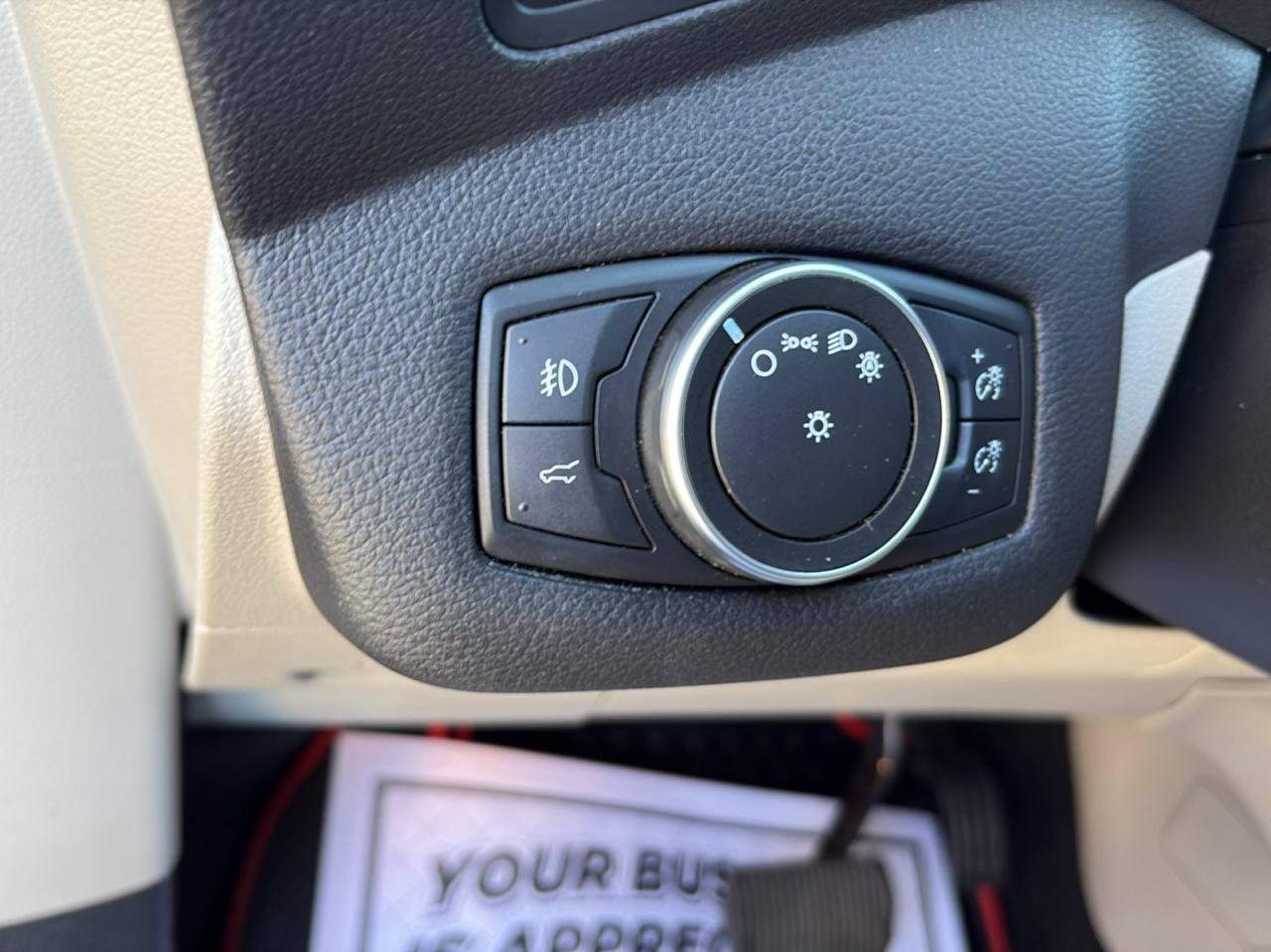 Used 2018 Ford Escape SE AWD/4WD image 18
