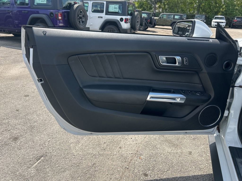 Used 2023 Ford Mustang Premium image 27