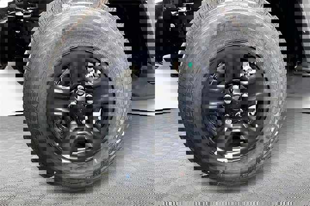 New 2026 Jeep Gladiator Sport image 13