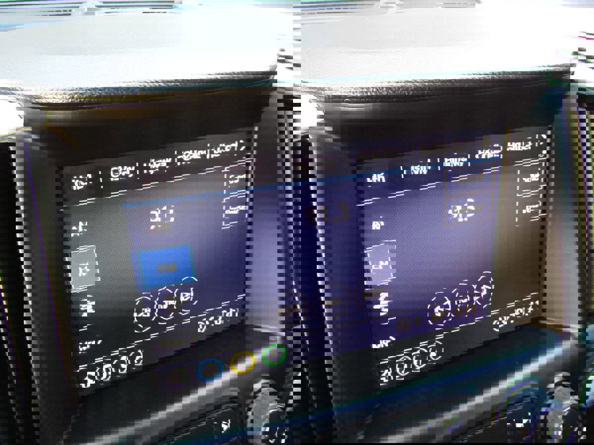 Used 2022 GMC Terrain SLT w/ Infotainment Package II image 13