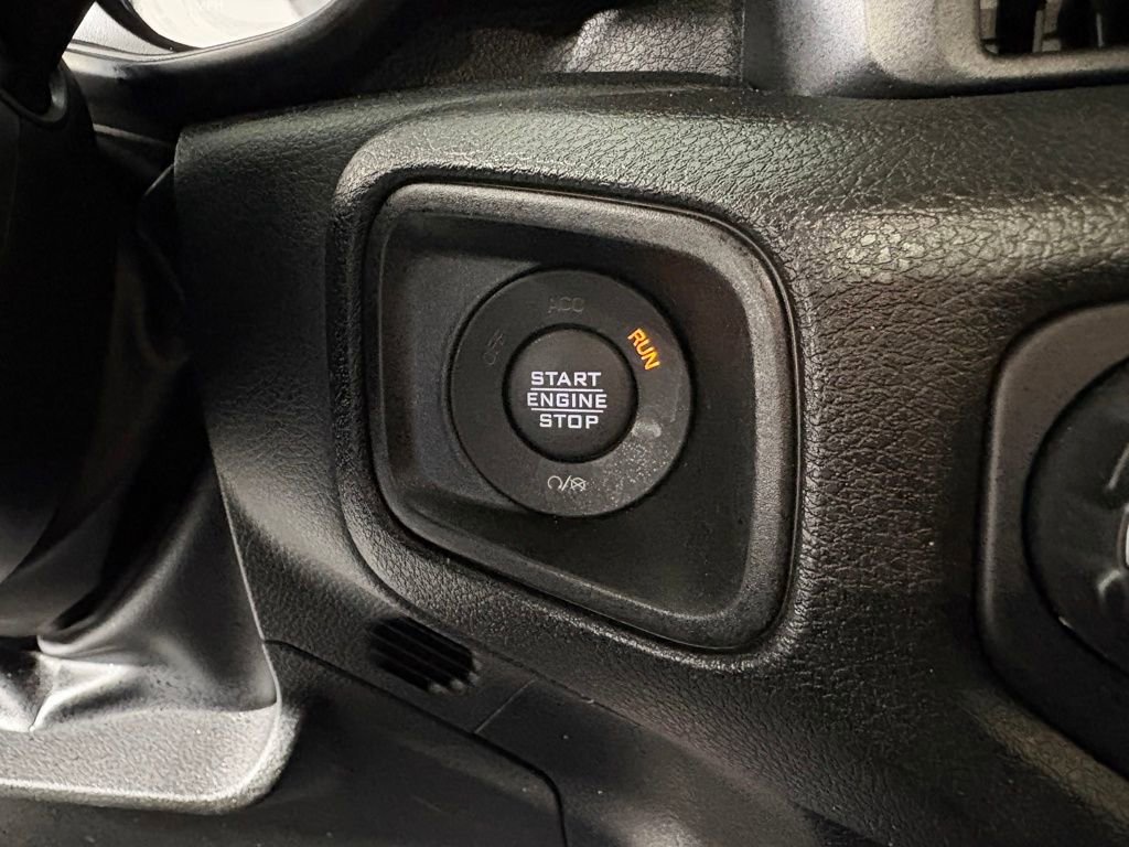 Used 2024 Jeep Gladiator Sport image 21