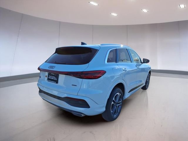 Used 2025 Audi Q5 Premium Plus w/ Premium Plus image 6