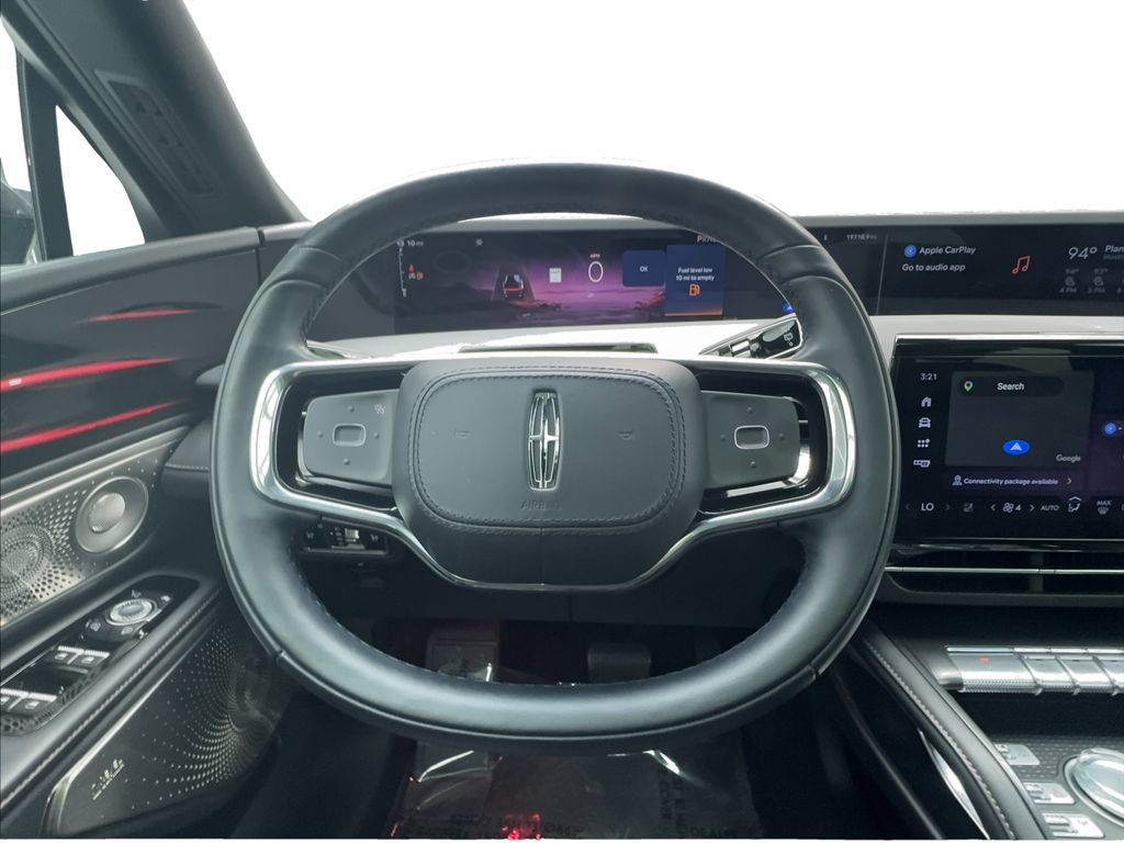 Used 2024 Lincoln Nautilus Reserve w/ Equipment Group 203A AWD/4WD image 33