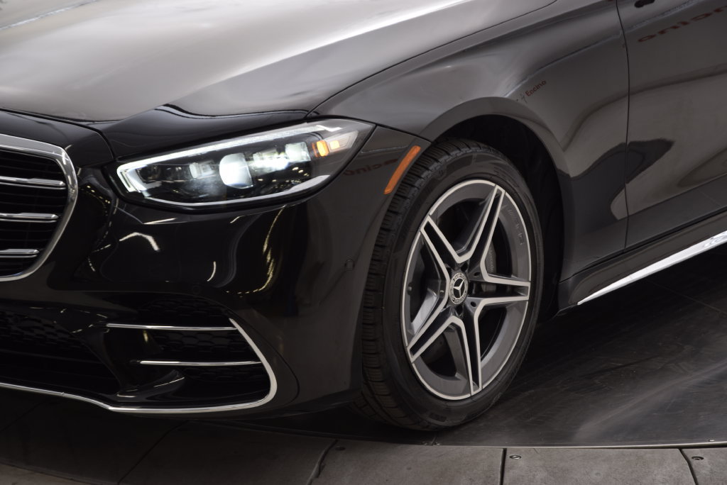 Used 2024 Mercedes-Benz S 580e 4MATIC Sedan image 10