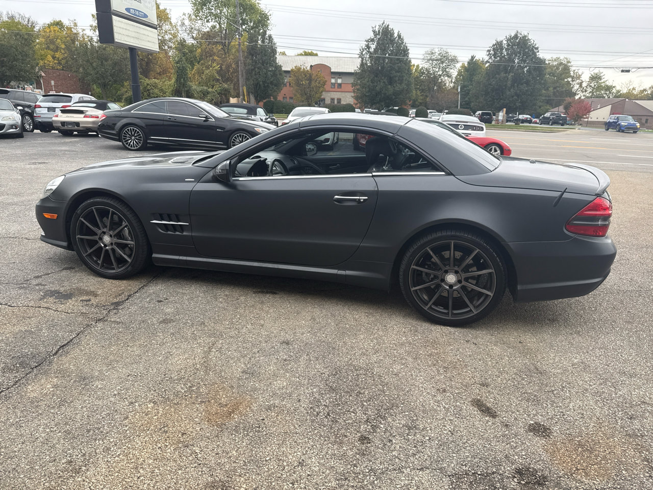 Used 2011 Mercedes-Benz SL 550 image 31