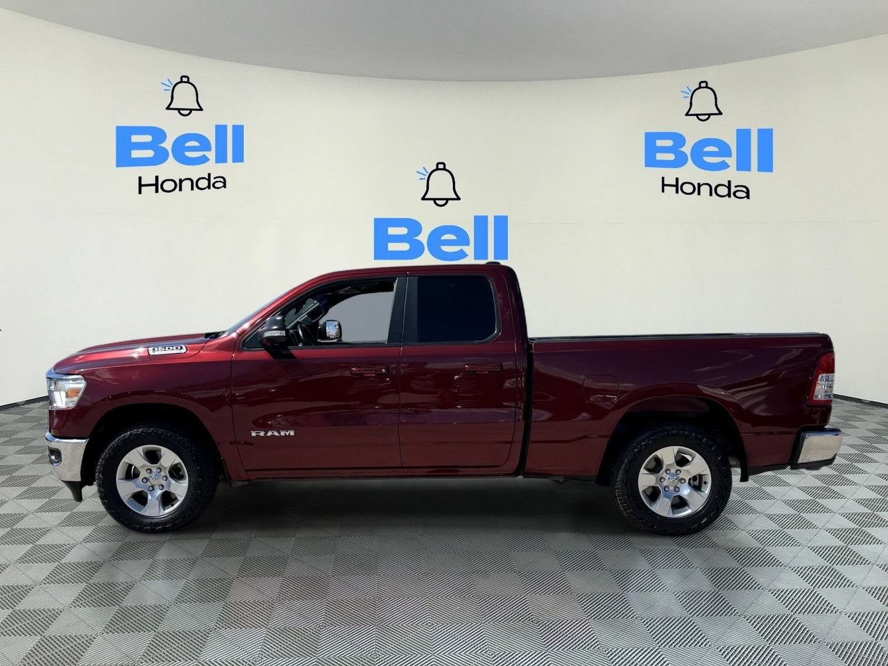 Used 2021 RAM 1500 Big Horn AWD/4WD image 2