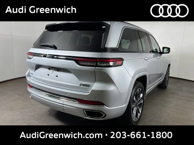 Used 2024 Jeep Grand Cherokee Overland w/ Trailer Tow Package AWD/4WD image 7