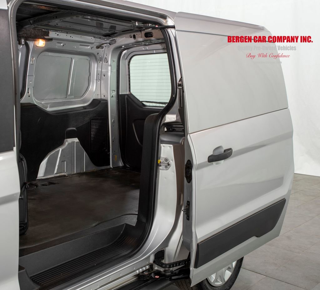 Used 2015 Ford Transit Connect XL image 6