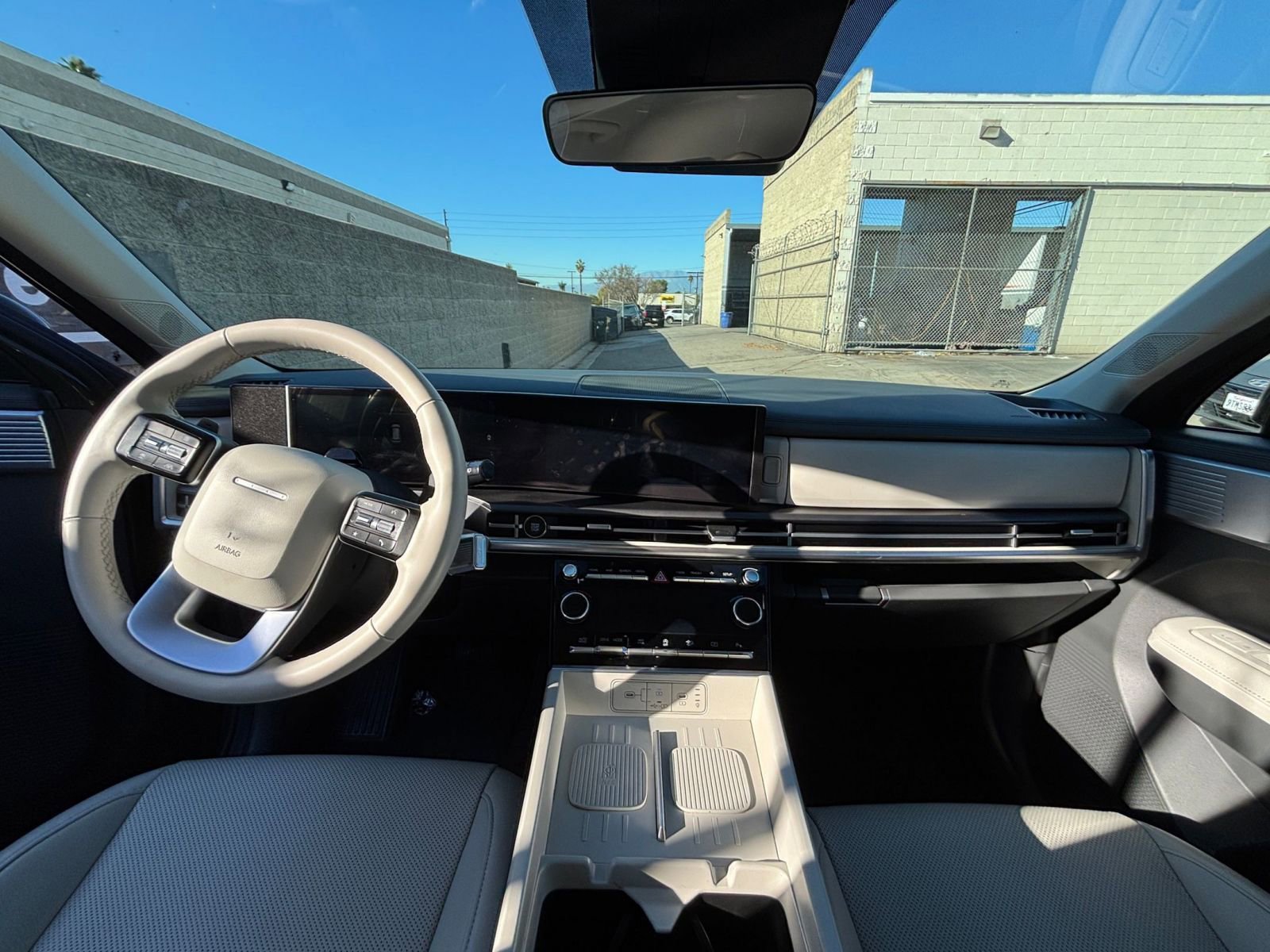 Used 2025 Hyundai Santa Fe SEL image 34