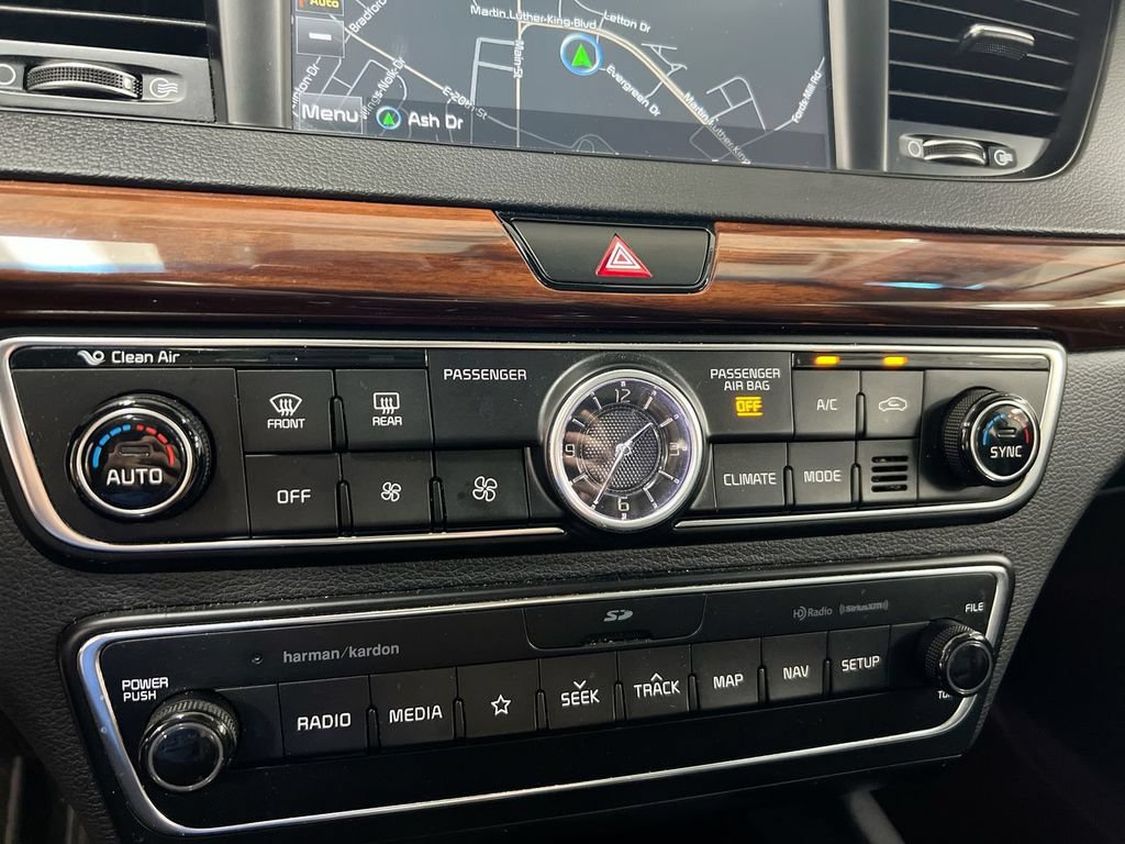 Used 2019 Kia Cadenza Technology FWD image 17