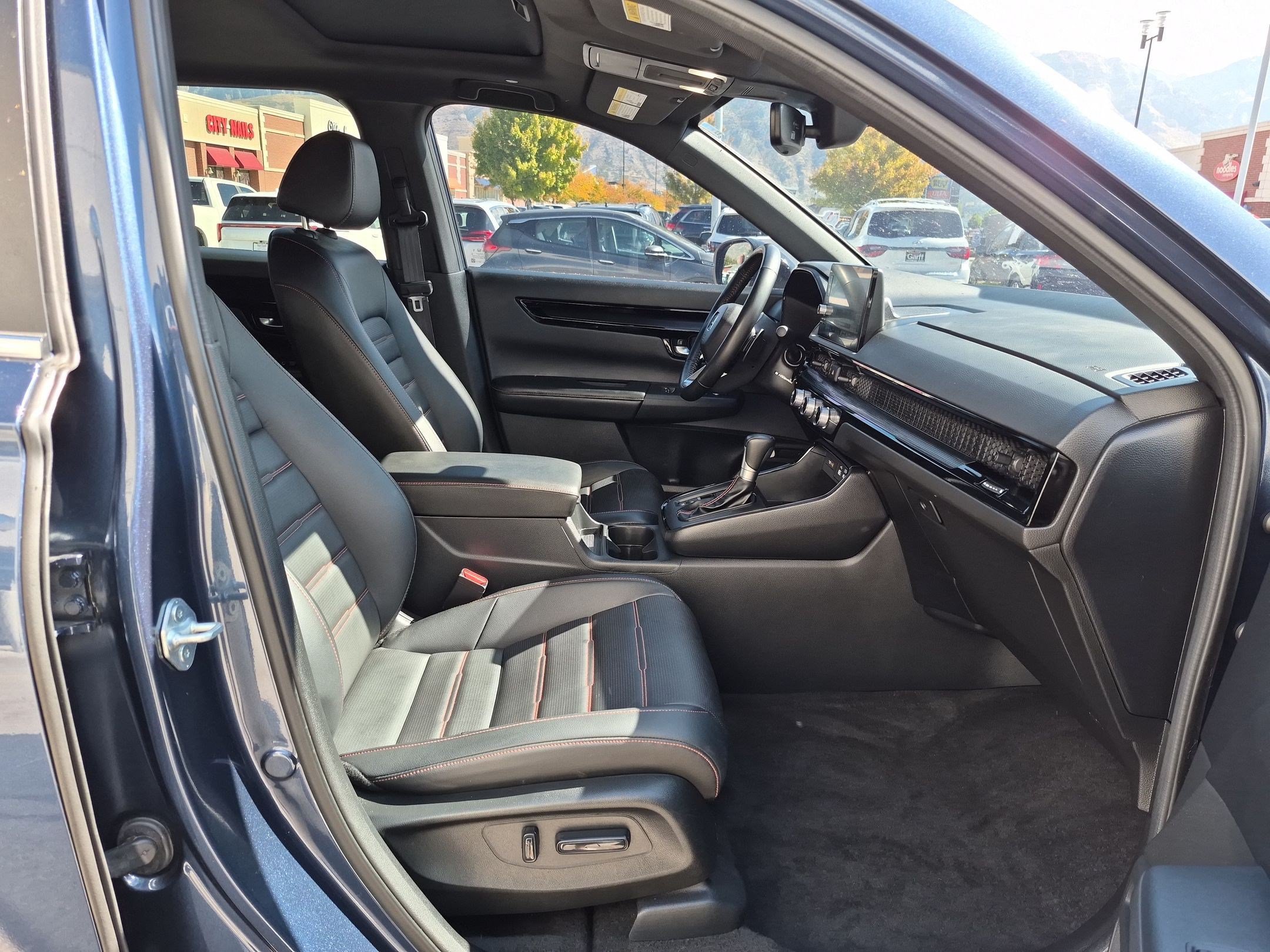 Used 2025 Honda CR-V Sport Touring image 34