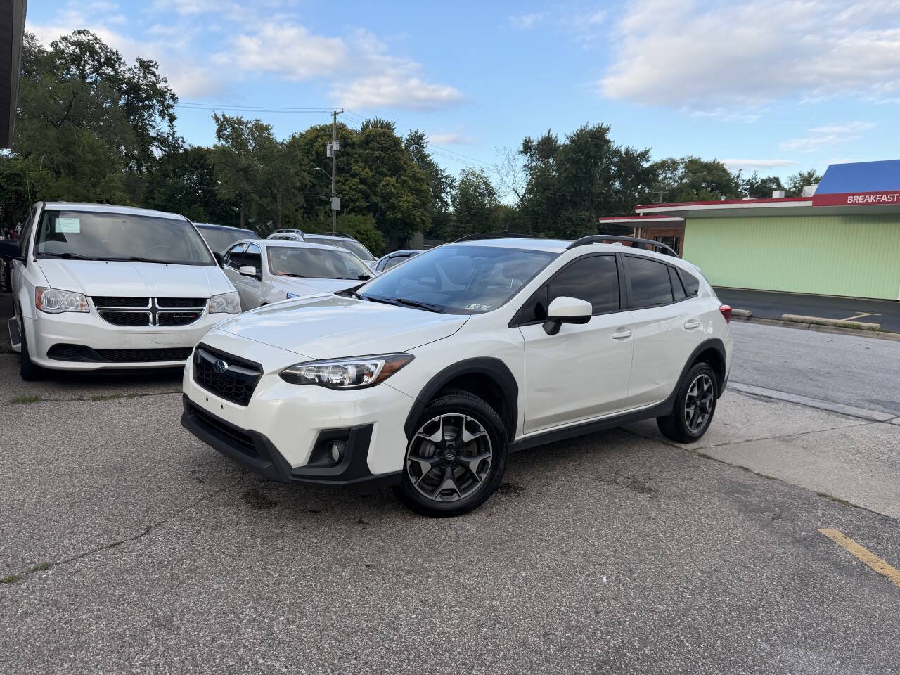 Used 2019 Subaru Crosstrek 2.0i Premium AWD/4WD image 2