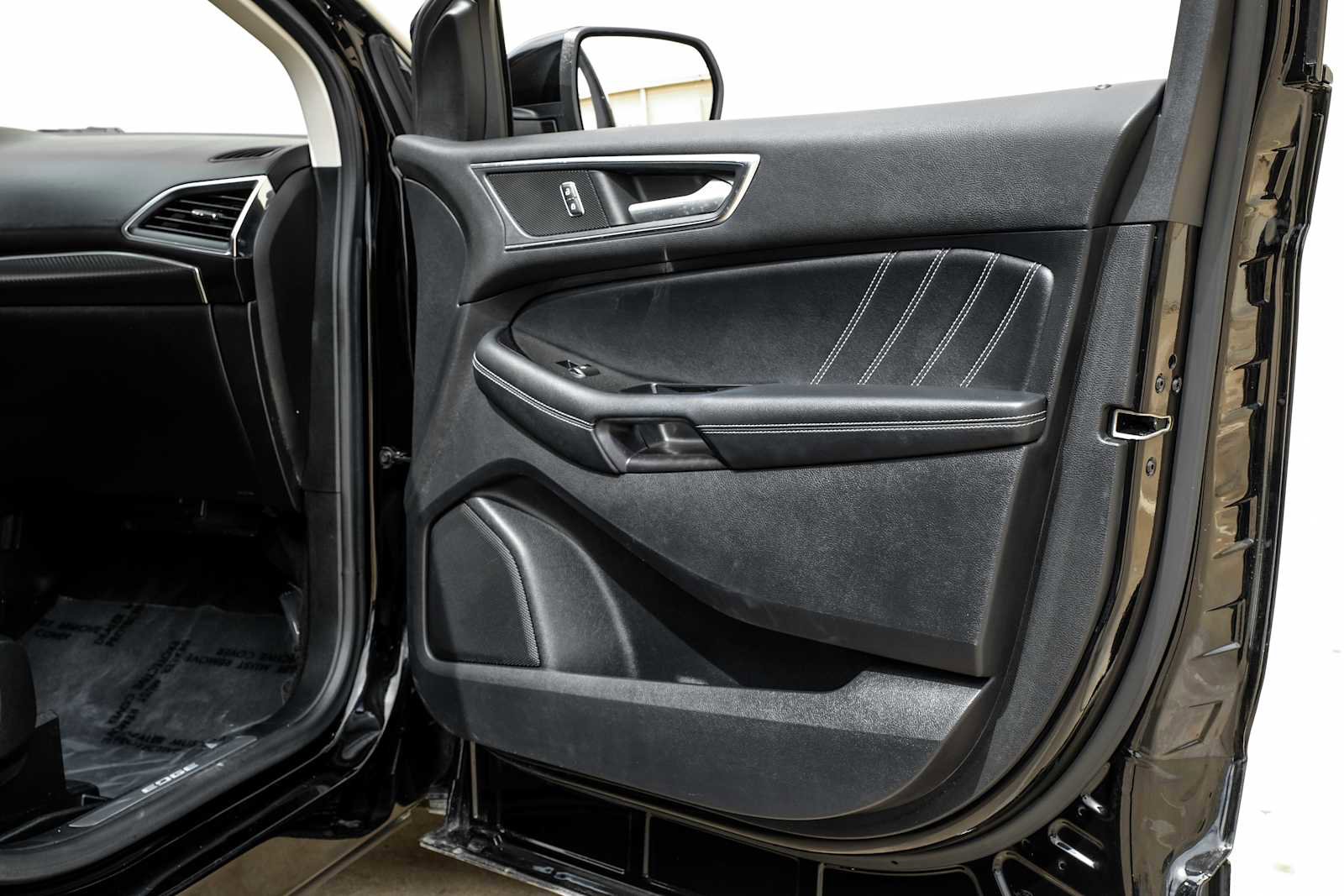 Used 2018 Ford Edge Sport w/ Equipment Group 401A image 42