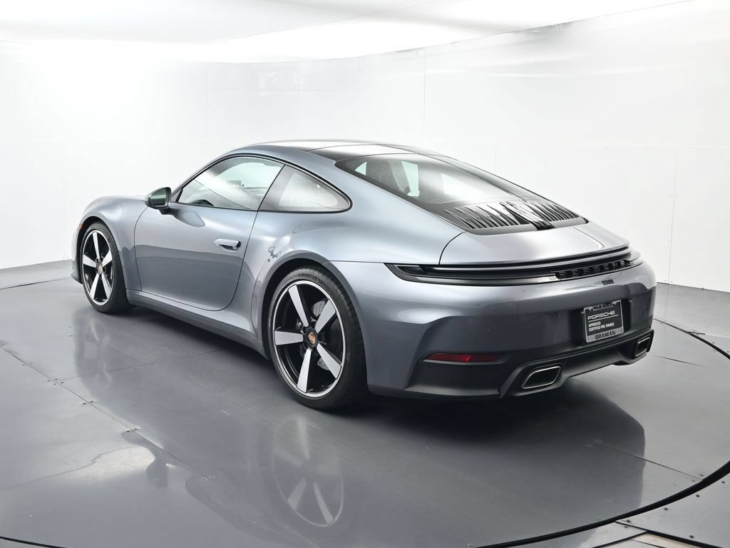 Certified 2025 Porsche 911 Carrera RWD image 3