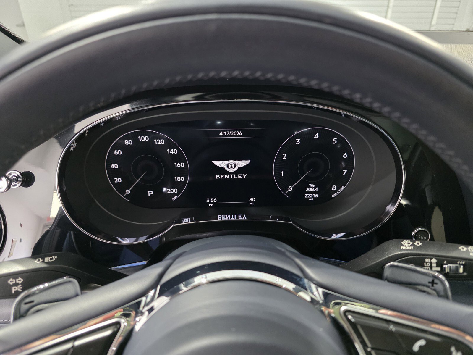 Used 2021 Bentley Bentayga image 16