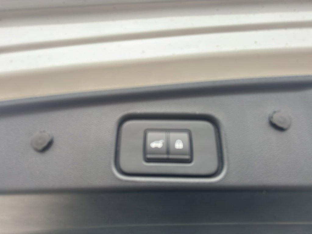 New 2026 Nissan Pathfinder SL image 25