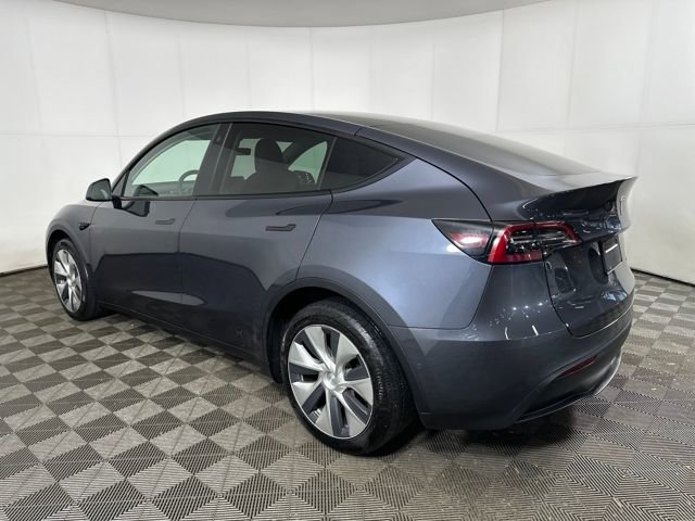 Used 2022 Tesla Model Y Long Range image 5