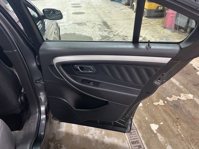 Used 2016 Ford Taurus SEL w/ Equipment Group 201A AWD/4WD image 29