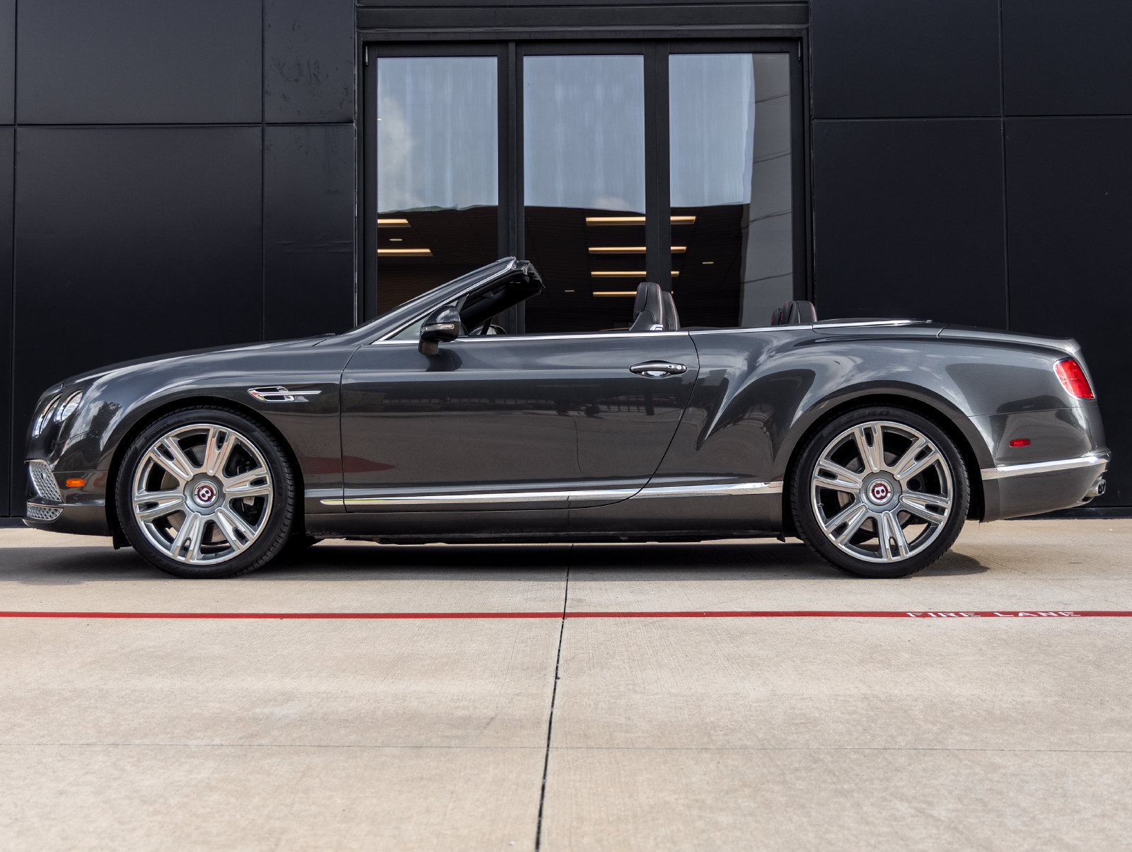 Used 2017 Bentley Continental GT AWD/4WD image 10