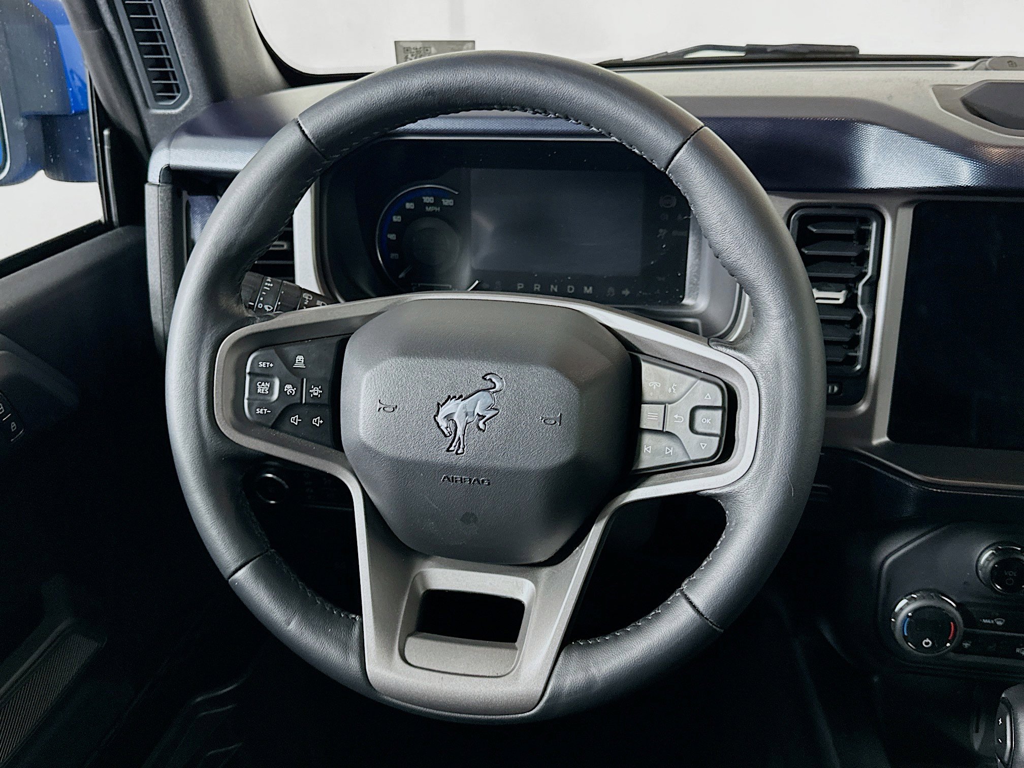 Used 2023 Ford Bronco Outer Banks image 18