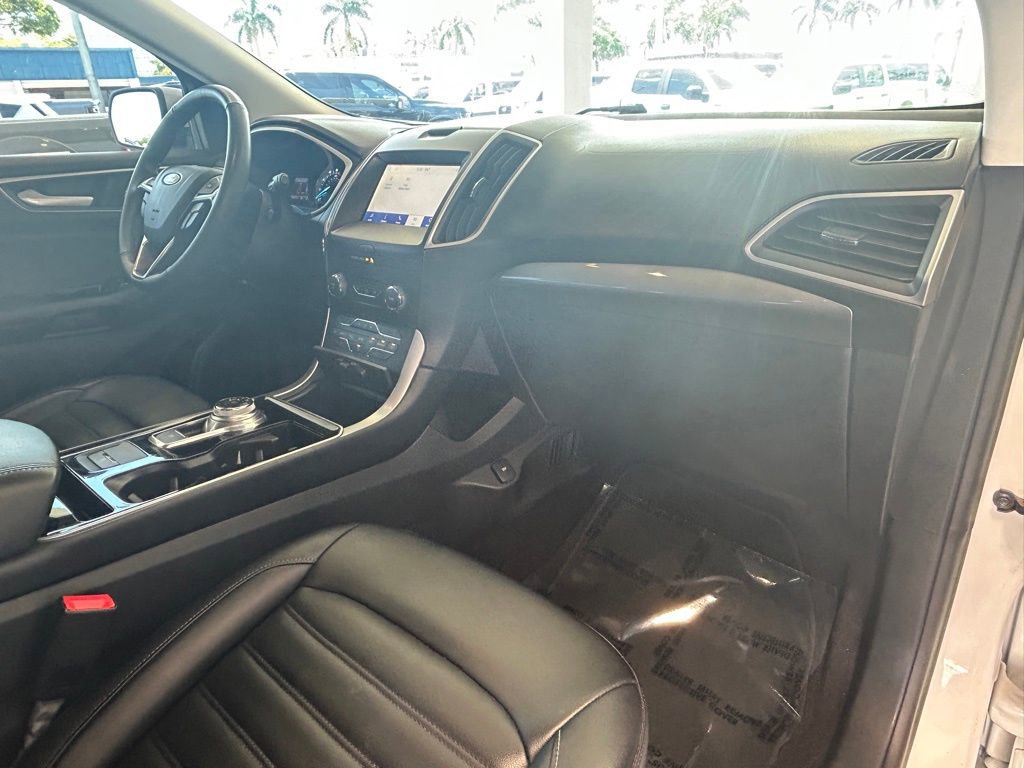Used 2019 Ford Edge SEL w/ Equipment Group 201A FWD image 24