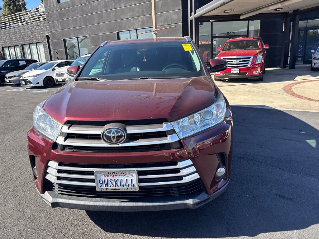 Used 2018 Toyota Highlander XLE FWD image 9