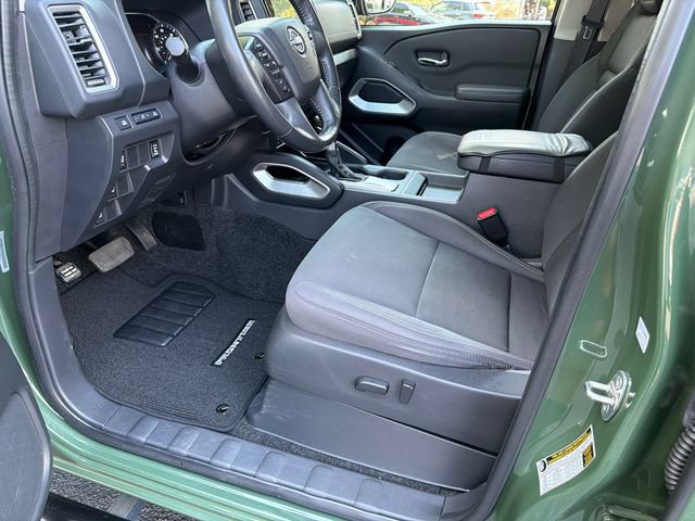 Used 2022 Nissan Frontier SV RWD image 9