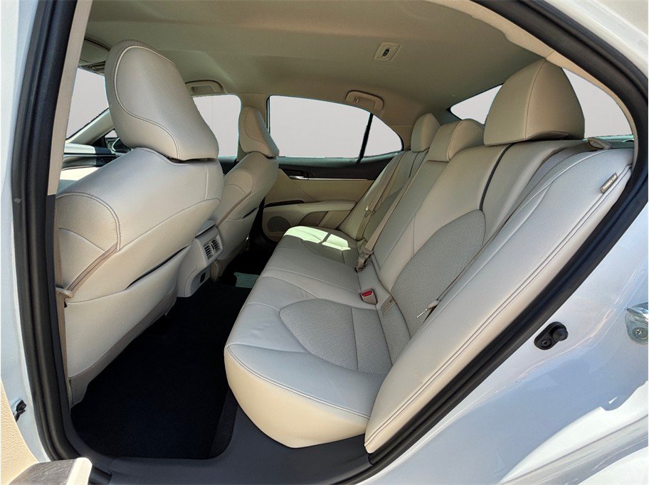 Used 2023 Toyota Camry XLE FWD image 33