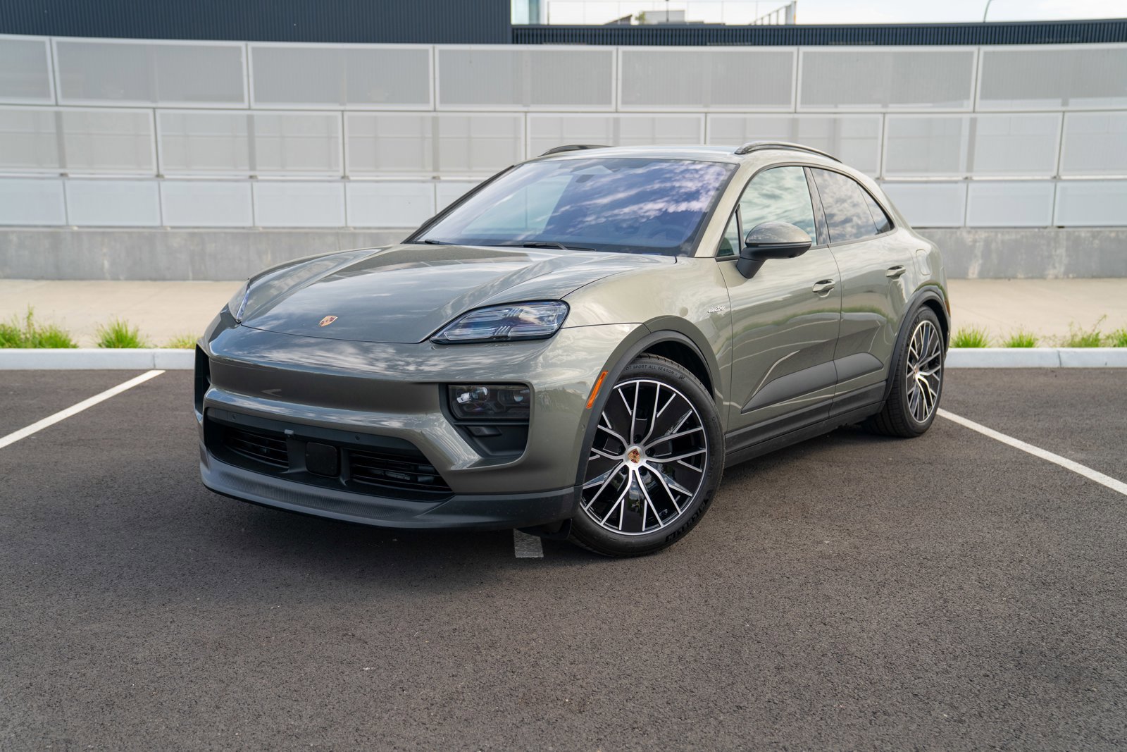 New 2026 Porsche Macan 4 Electric