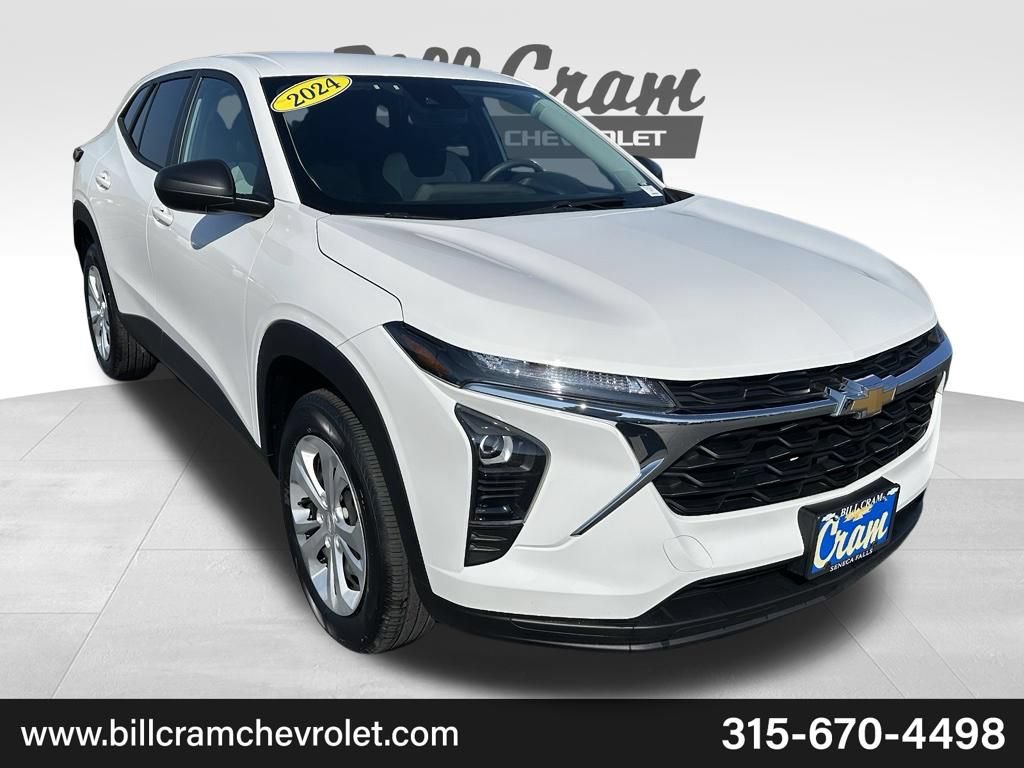 Used 2024 Chevrolet Trax LS w/ Driver Confidence Package