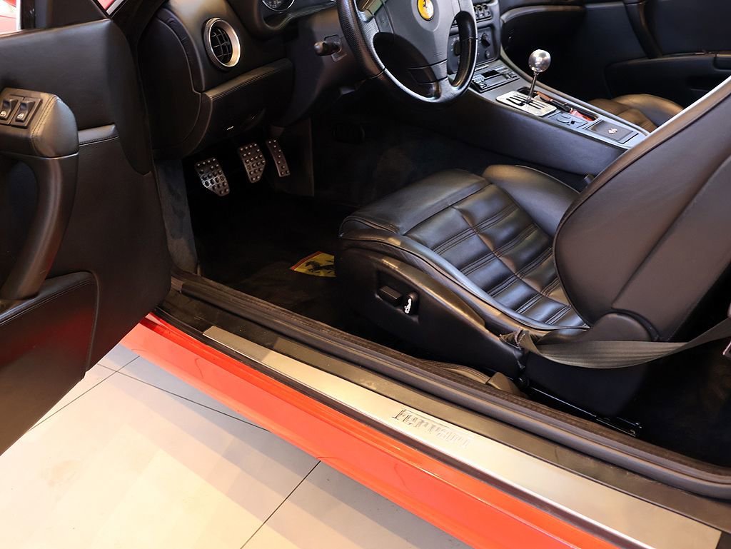 Used 1997 Ferrari 550 Maranello Coupe RWD image 99