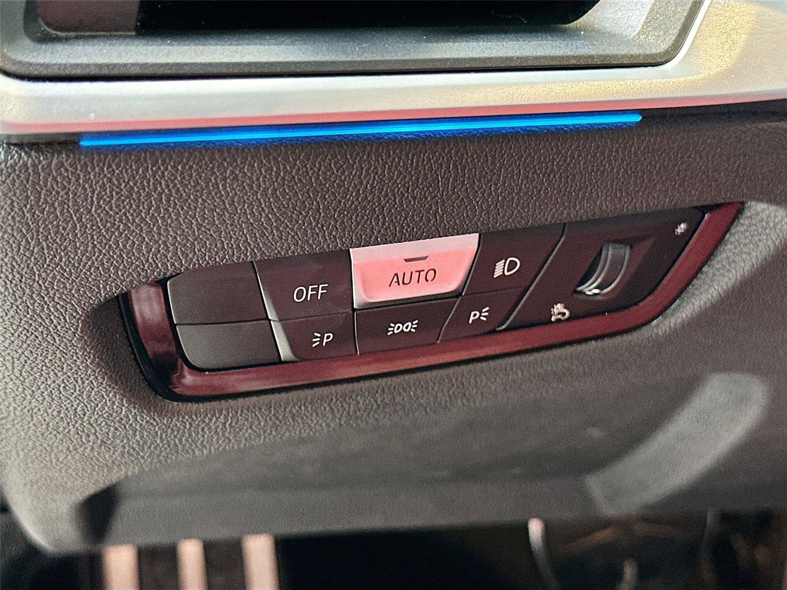 Certified 2023 BMW 330i xDrive Sedan w/ M Sport Package image 10